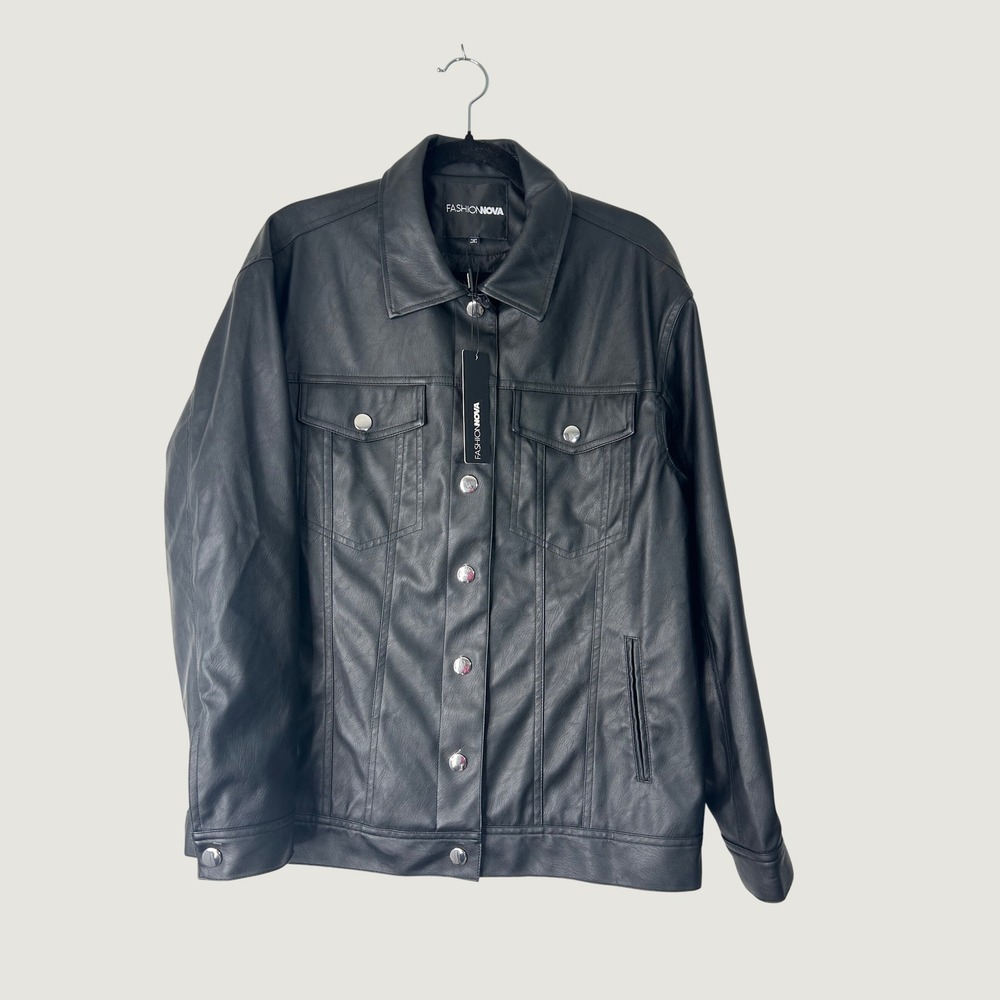 Fashion Nova Switch Up Faux Leather Jacket Size M Black Trucker Oversized Modern